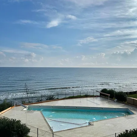 Apartment Les Pieds Dans L'eau
