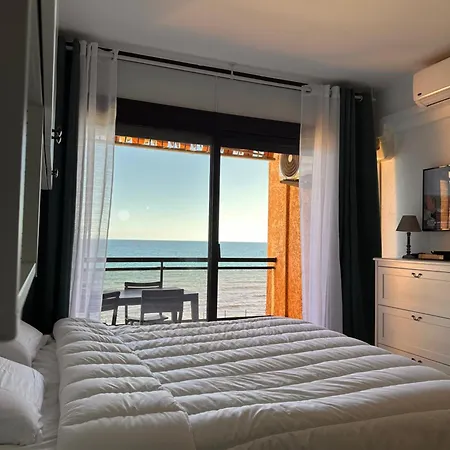 Les Pieds Dans L'eau * Santa-Lucia-di-Moriani